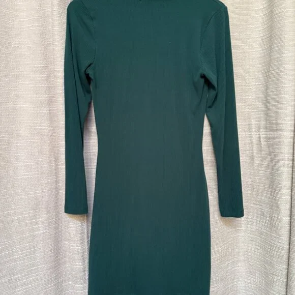 Abercrombie Long-Sleeve Ruched Dress – Emerald Green, Size Medium - Picture 2 of 4